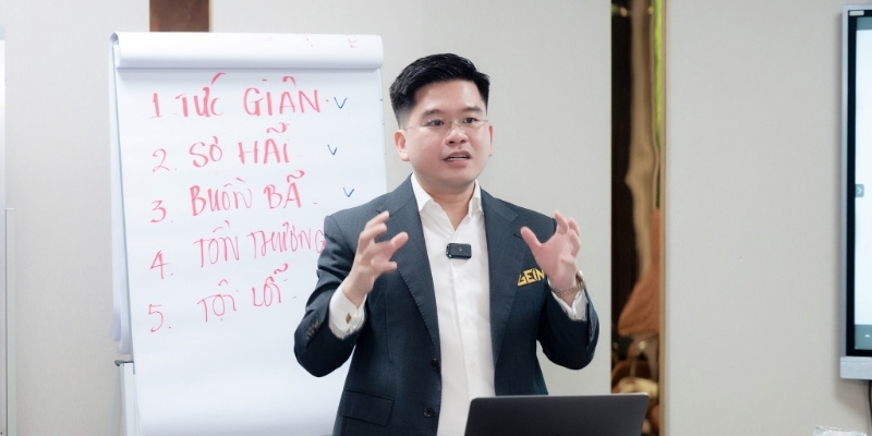 Tác Giả Go88 - Người Đứng Sau Mọi Thông Tin Tại Nhà Cái 2 Tác giả GO88 là người đứng sau sự phát triển mạnh mẽ của nhà cái